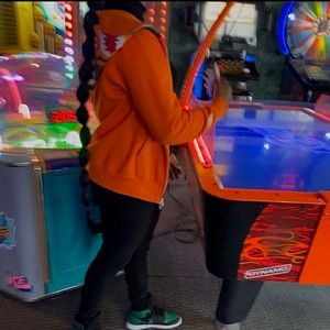 Meet your Posher, Victoria